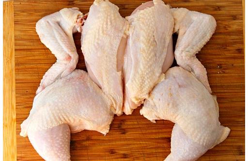 Free-Range Chicken Quartered With Skin (1.3kg)