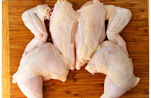 Free-Range Chicken Quartered With Skin (1.3kg)